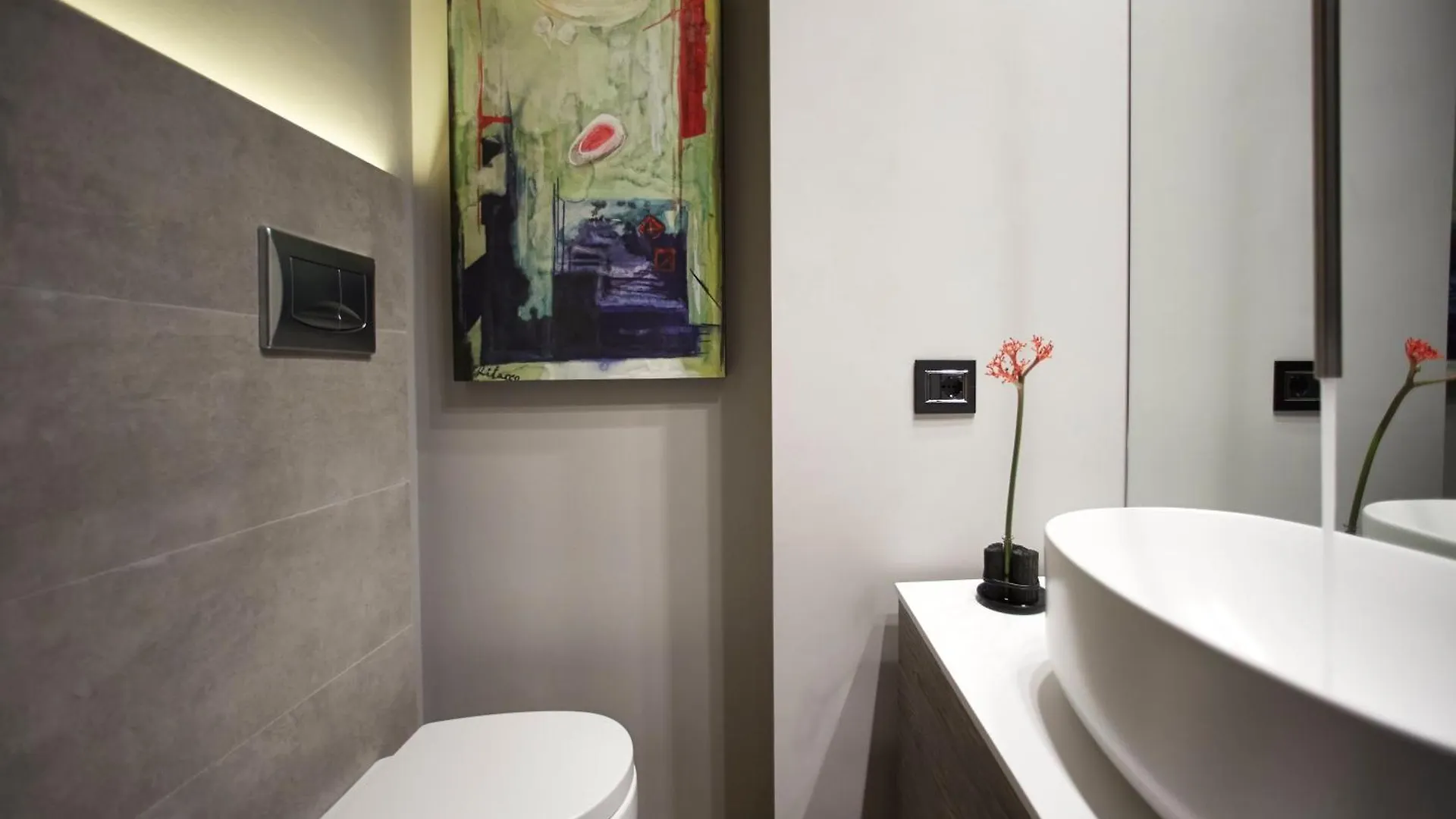 Apartment Design Milan 0*,